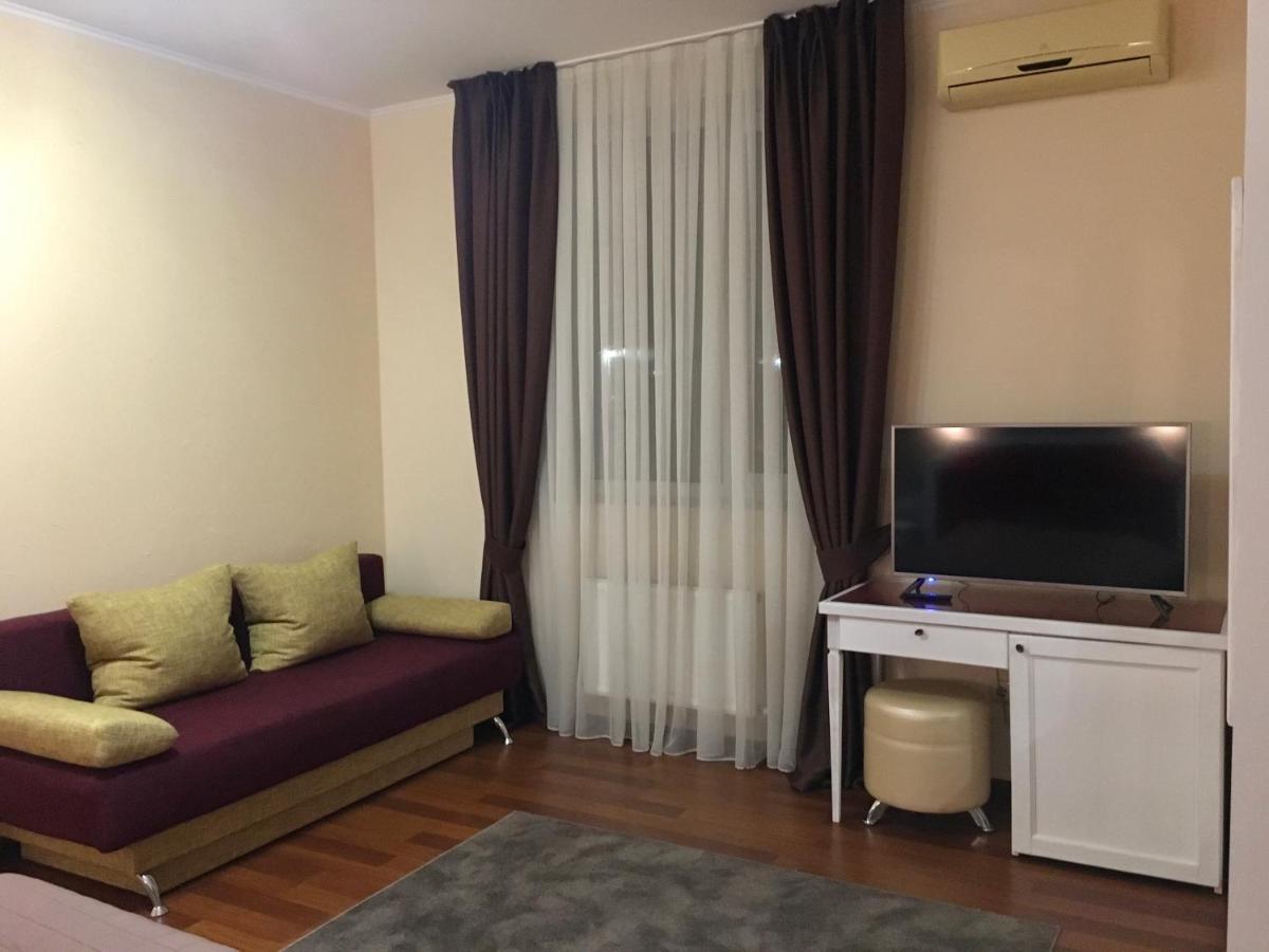 Helen Hotel Mykolaiv Exterior foto
